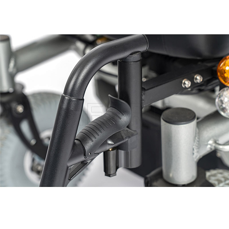 MET CRUISER 21 Кресло-коляска электрическая с сиденьем автомобильного типа МЕТ