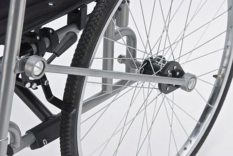 Н005-47 Кресло-коляска с рычажным приводом MET