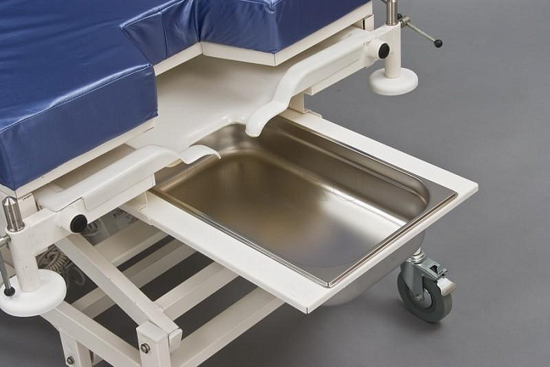 КМРэ138-МСК (код МСК-138) Кровать для родовспоможения с регулировкой высоты на электроприводе МЕТ