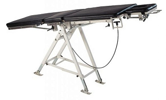 Операционный стол для работы в полевых условиях