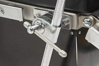 Операционный стол с гидравлической регулировкой высоты