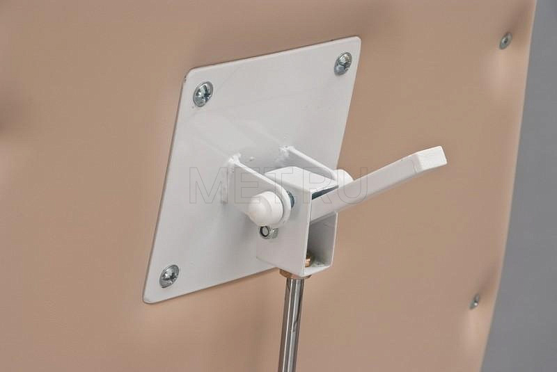 02Э Гинекологическое кресло  с регулировкой высоты бежевое, на электроприводе