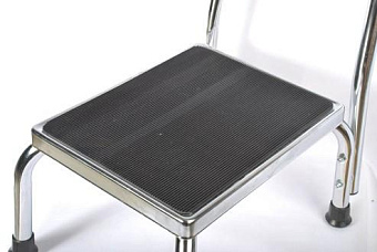 Ступенька для ванной с опорным поручнем