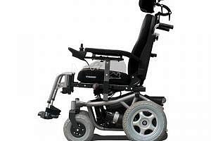 Vermeiren Forest (Бельгия) Кресло-коляска повышенной проходимости, оборудованное электроприводом MET