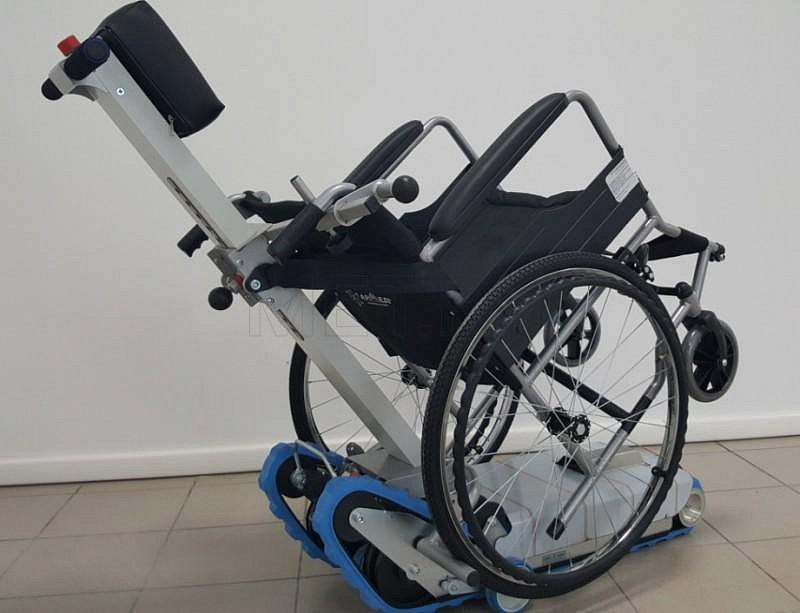 БК С100 Подъемник лестничный, гусеничный