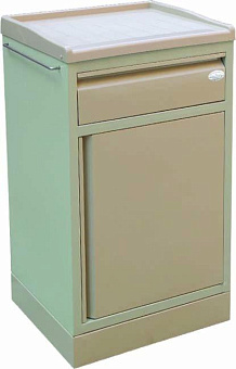 Столик прикроватный с полотенцедержателем