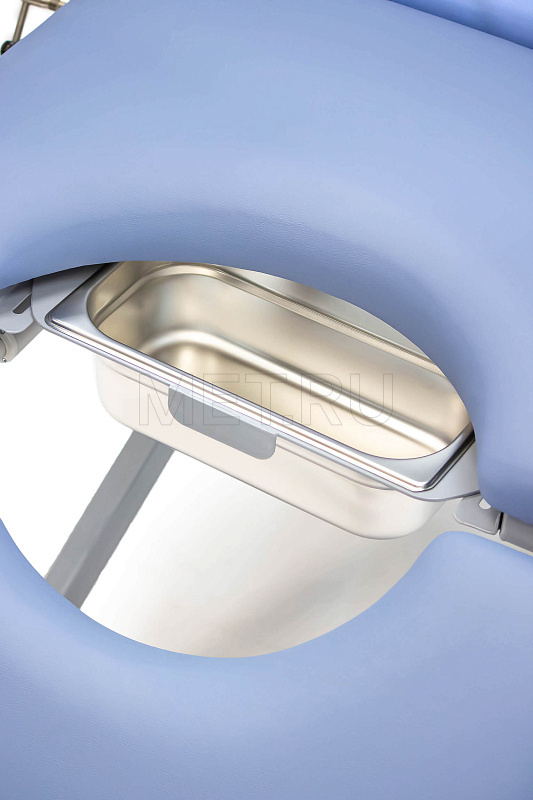 МЕТ KR 16 Гинекологическое кресло-кровать с электроприводом и со стулом для врача в комплекте от производителя