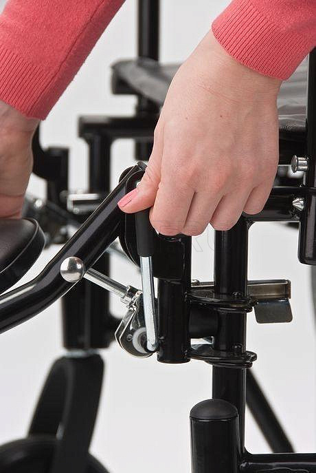 Н002 (20)-51 Кресло-коляска для полных людей МЕТ