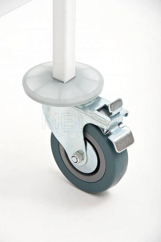 СМ.03.00 Стол манипуляционный (мод.2) полки - пластик МЕТ