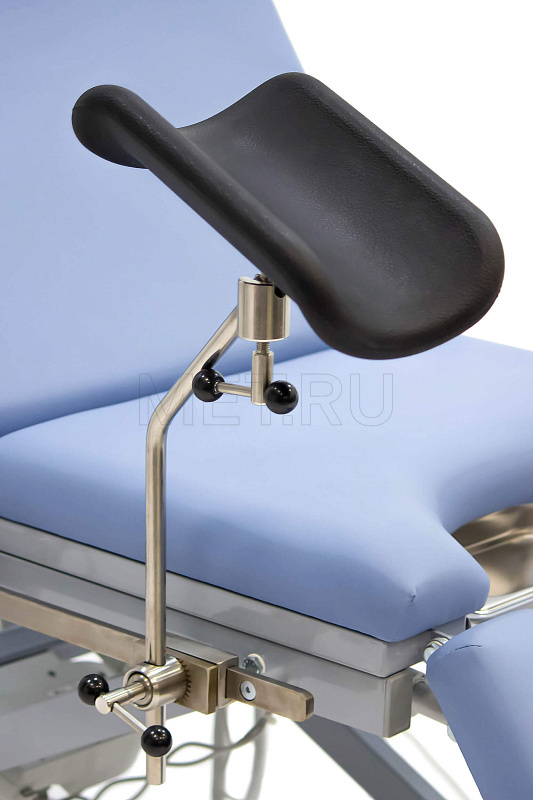 МЕТ KR 16 Гинекологическое кресло-кровать с электроприводом и со стулом для врача в комплекте