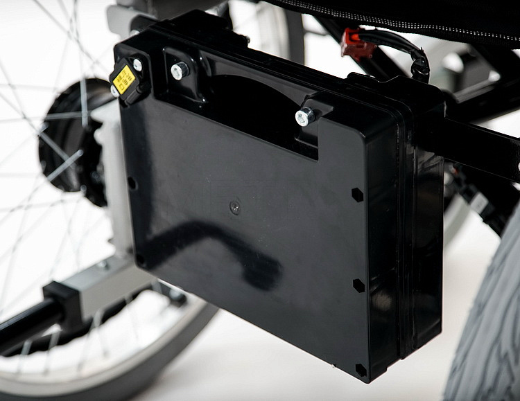 MET COMPACT 21 Li Электрическое кресло-коляска с литиевым аккумулятором МЕТ