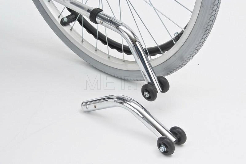 FS-957 LQ-41 (FS 954 LGC) Кресло-коляска с подголовником и возможностью горизонтального положения MET