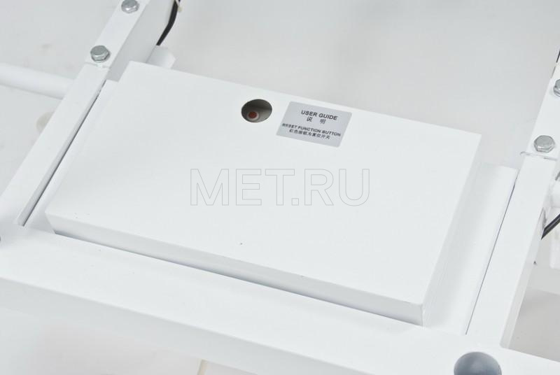 RS 301 Кровать медицинская с электроприводом регулировки секций MET