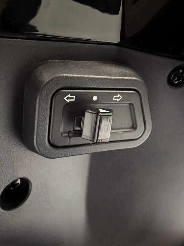 МЕТ EXPLORER GT Электрический скутер для инвалидов и пожилых людей c крышей МЕТ