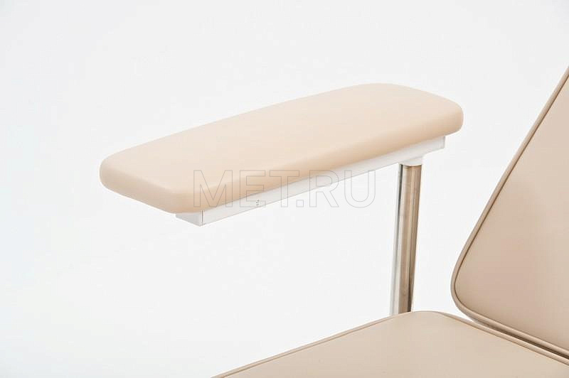 К-02 ЭЭГ Кресло для исследований ЭЭГ, с узкими подлокотниками, бежевое MET