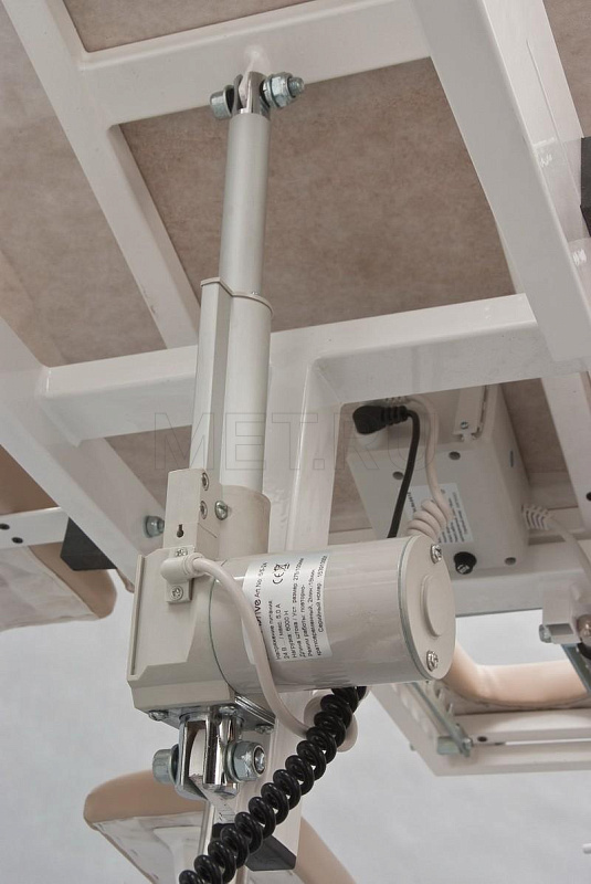 СММ-03-Аском (х.301) Стол массажный MET