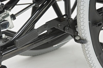 Кресло инвалидное автокресло с откидной спинкой