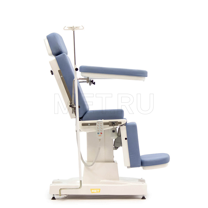 МЕТ GK 05   Универсальное гинекологическое и проктологическое кресло с электроприводом, платформой для аксессуаров и стулом для врача