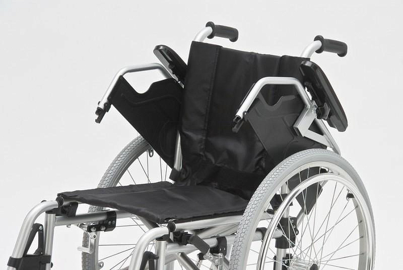 FS 959 LQ-46 Кресло-коляска c транзитными колёсами и регулировкой высоты от производителя