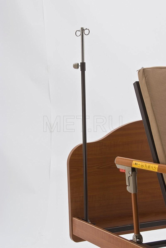 УG-5 Кровать с туалетом для лежачих больных. Снята с производства - вместо нее кровать УG-5 NEW