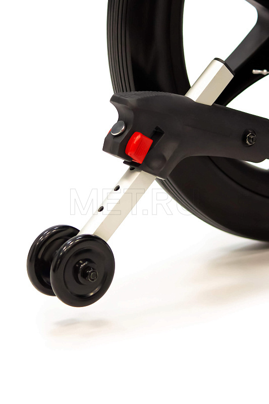 МЕТ ECLIPSE B Механическое кресло-каталка MET