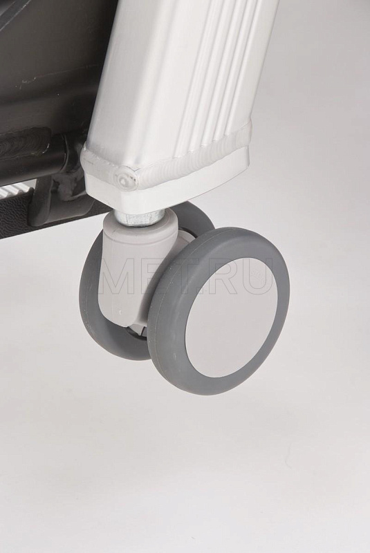 Invacare DRAGON Кресло-коляска с электроприводом и вертикализатором МЕТ