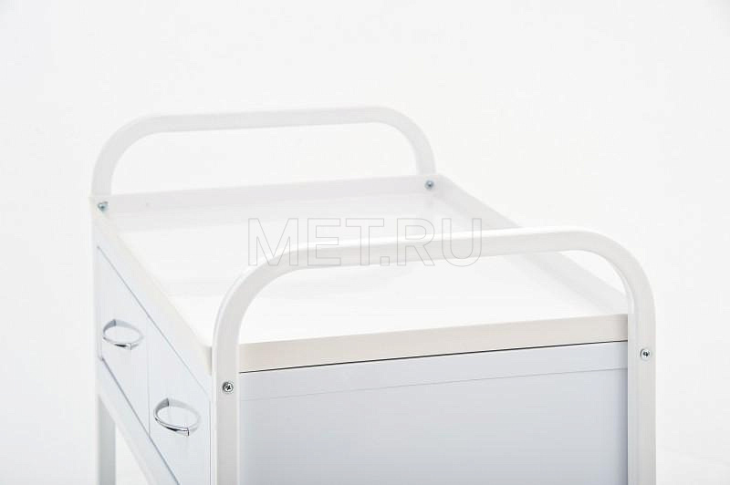 СМ.03.00 Стол манипуляционный (мод.2) полки - пластик MET