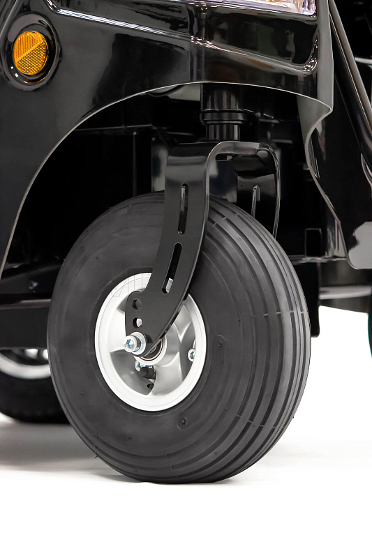 MET INVACAR Кресло-коляска с электроприводом