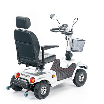 Электрическая кресло-коляска скутер