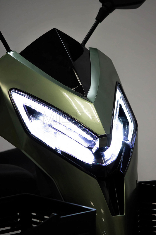 МЕТ EXPLORER GT Электрический скутер для инвалидов и пожилых людей  МЕТ