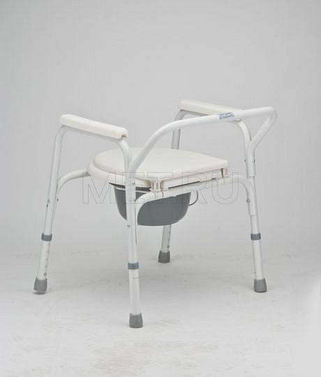 FS 810 Кресло-туалет