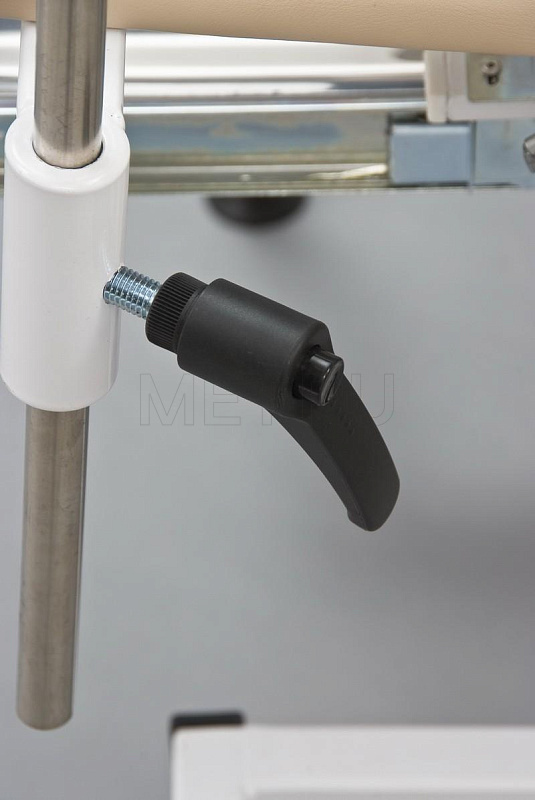  Кресло смотровое с двумя электроприводами, бежевое MET