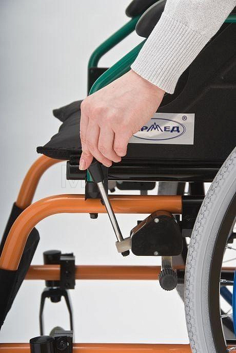 FS 980LA Кресло-коляска узкая