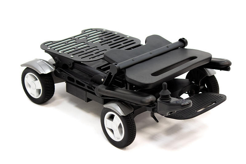 MET Compact Pro 4WS Кресло-коляска с анатомическим сиденьем и системой подруливания 4WS