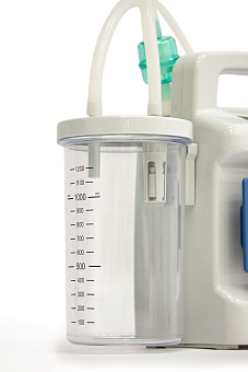 Портативный хирургический аспиратор с аккумулятором