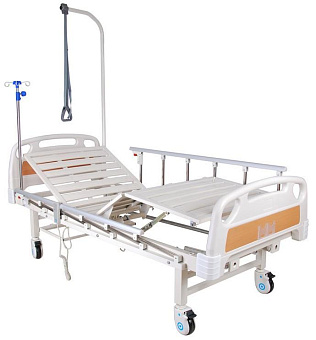 Кровать электрическая функциональная четырёхсекционная со штангой и бок. ограждениями