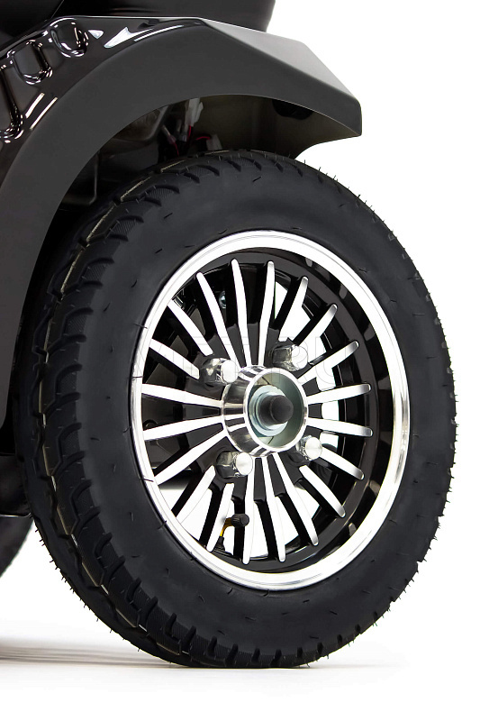 MET INVACAR Кресло-коляска с электроприводом МЕТ