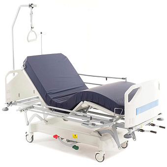 Кровать медицинская трехфункциональная с регулировкой высоты на гидроприводе