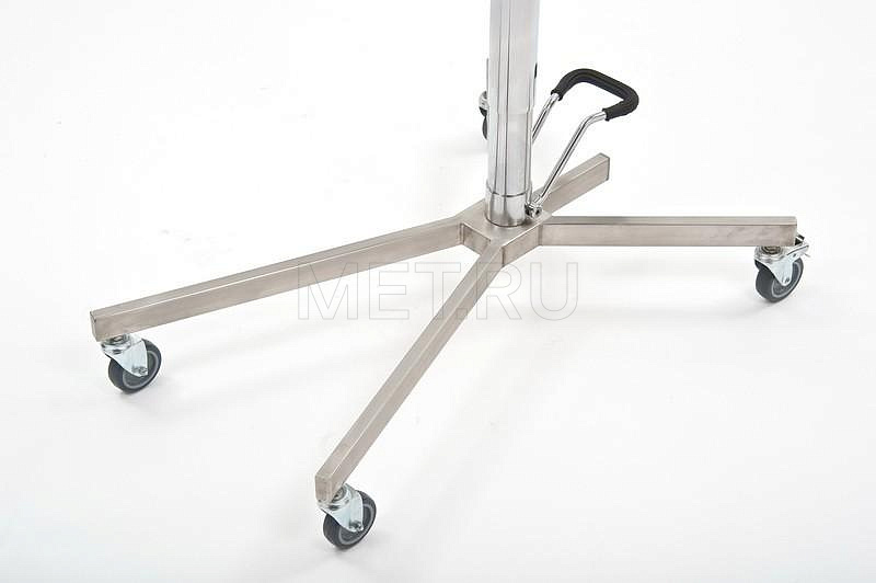 АТ-B21 (гусь) Манипуляционный стол из нержавеющей стали с гидроприводом (размер 515х800мм)