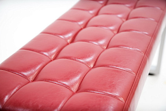 Банкетка 1000 мм (каркас белый / обивка красная)