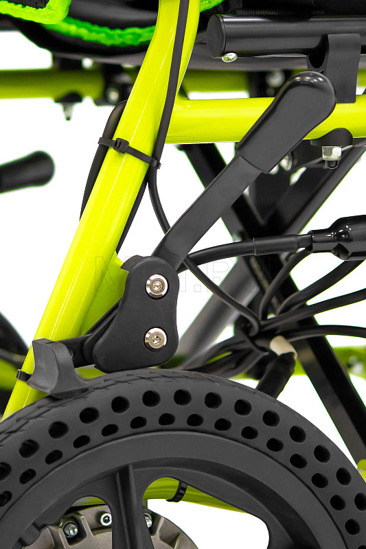 MET COMPACT 15 Суперлегкая электроколяска, складная, с пультом ДУ для сопровождающих лиц MET