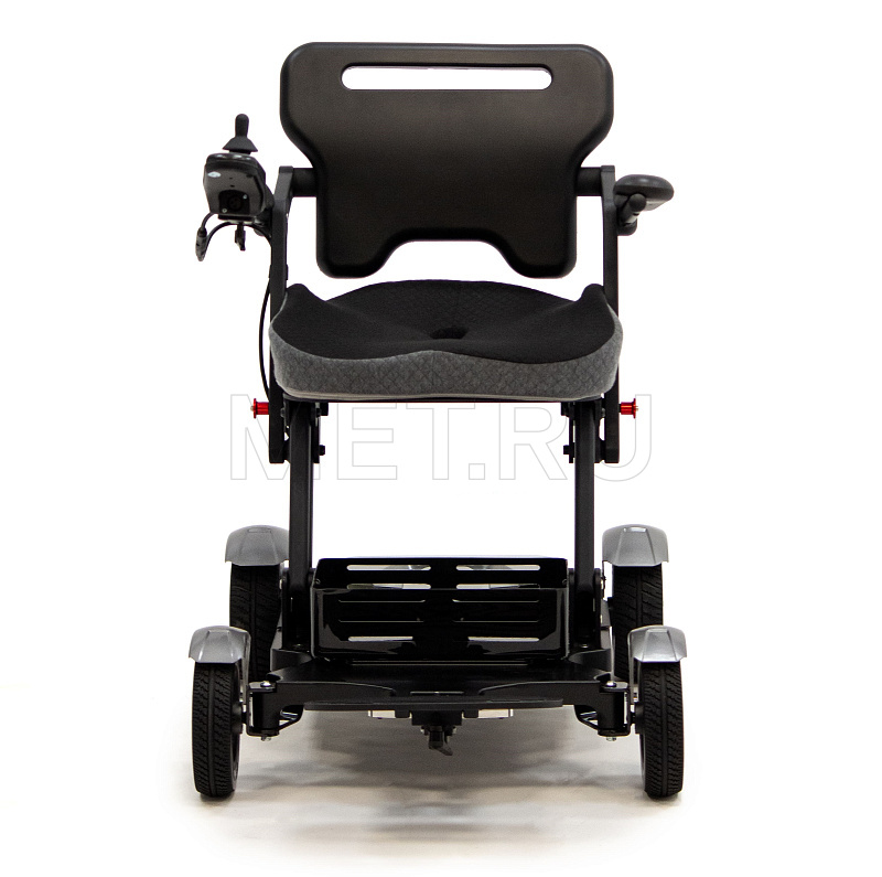 MET Compact Pro 4WS Кресло-коляска с анатомическим сиденьем и системой подруливания 4WS MET