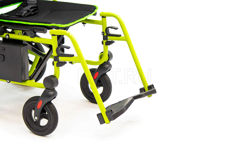 MET COMPACT 15 Суперлегкая электроколяска, складная, с пультом ДУ для сопровождающих лиц MET