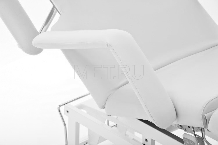 Med-Mos DB-9 ММКМ-2 (КО-071) Массажный стол с электроприводными регулировки высоты и положения секций, белый от производителя