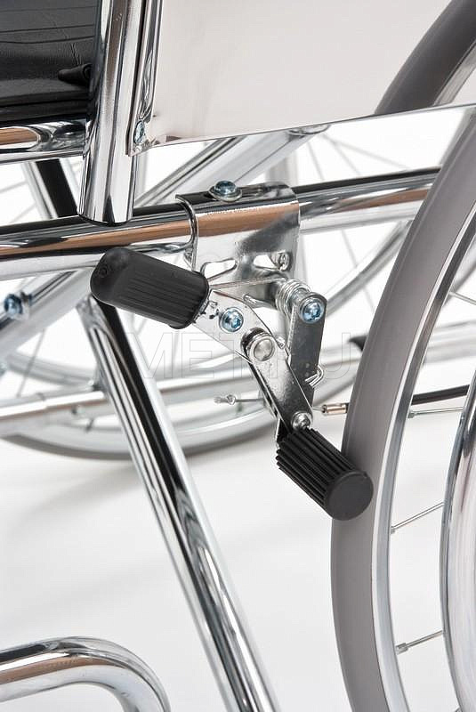 FS954GC-46, Кресло-коляска с высокой спинкой сиденье -кож.зам. MET