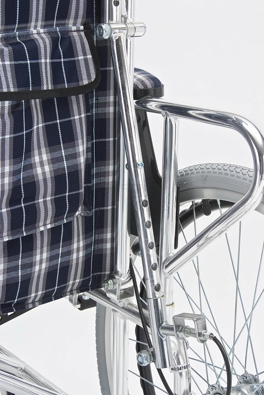 FS-957 LQ-41 (FS 954 LGC) Кресло-коляска с подголовником и возможностью горизонтального положения