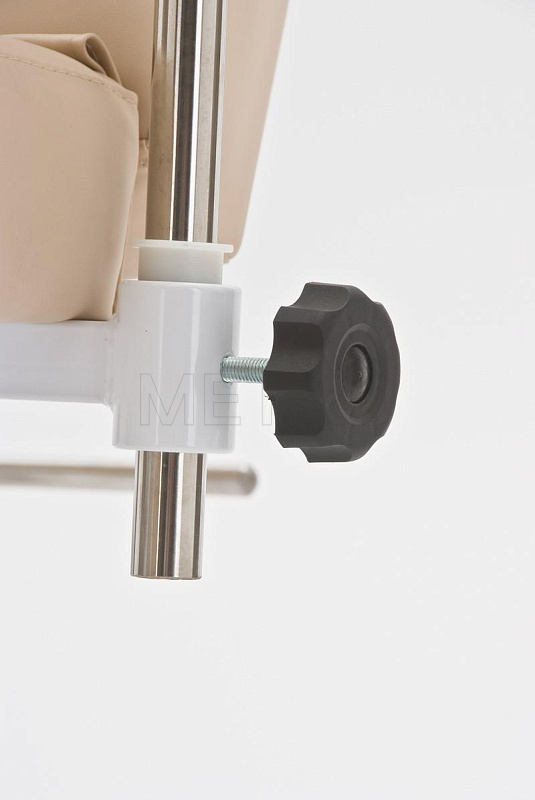 COMFORT Педикюрное  кресло с гидравлической регулировкой высоты