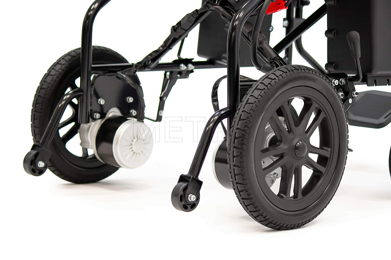 MET PINI Кресло-коляска складная с электроприводом MET