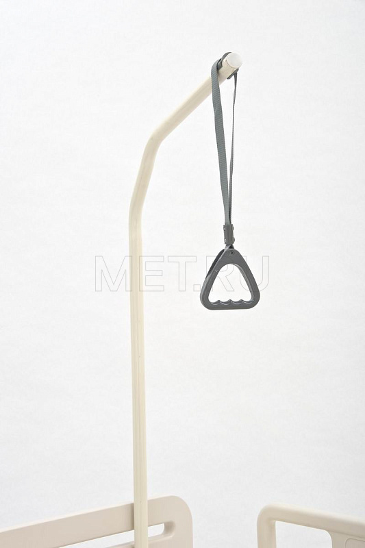 ЛЕГО М4 Функциональная медицинская кровать с механическими регулировками пластикового ложа и пластиковыми боковыми ограждениями