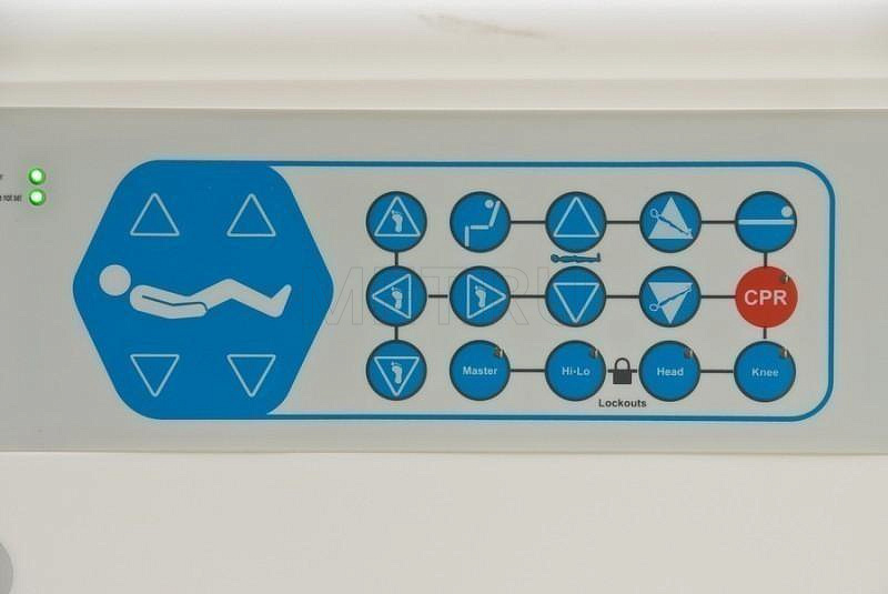 RS800 Медицинская кровать-кресло с электроприводом MET